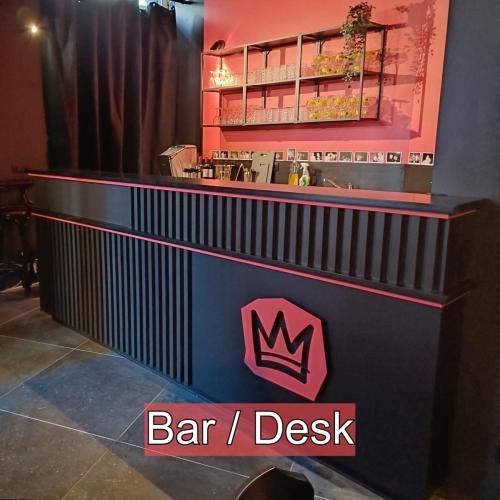 bar