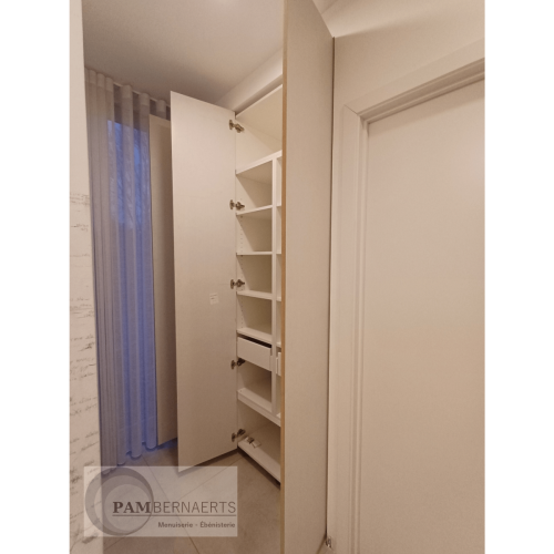 3) Portes avant laque