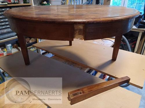 02) Table en acajou, avant restauration